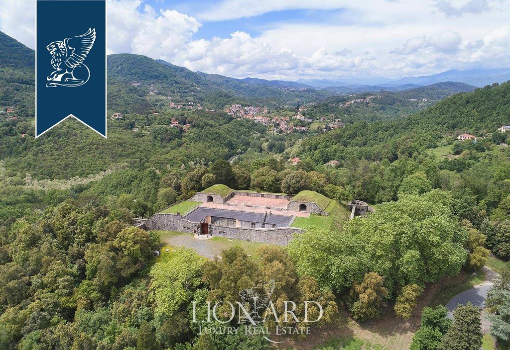 Luxury House for sale in La Spezia, 1 400 009 €, Photo 1