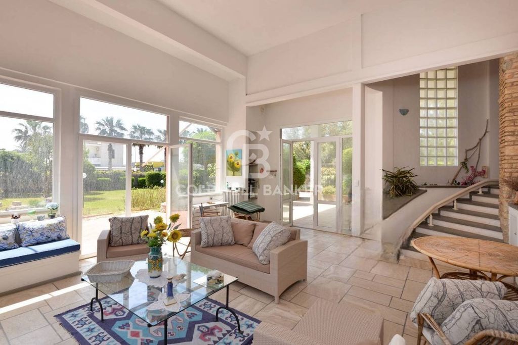 Maison de luxe à vendre à Lecce, 650 000 €, Photo 3