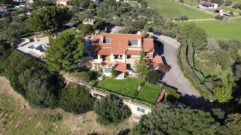 Maison de luxe à vendre à Olbia, 1 840 000 €, Photo 2