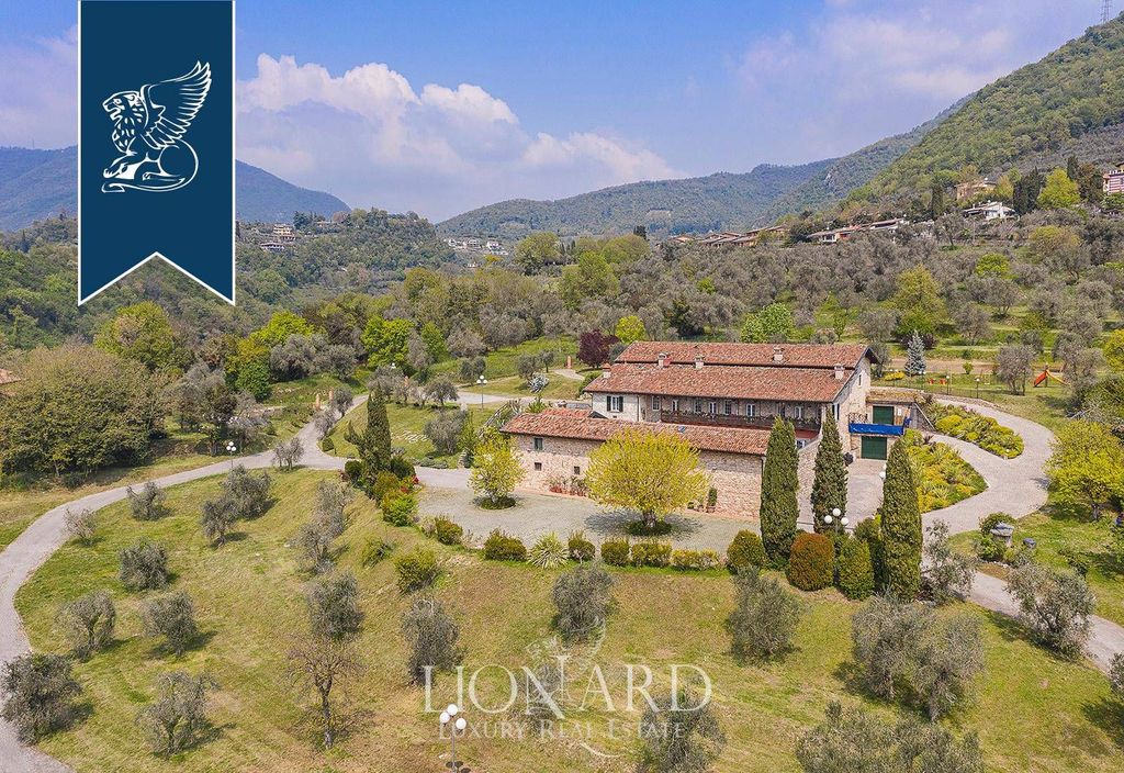 Maison de luxe à vendre à Salò, 12 000 000 €, Photo 1