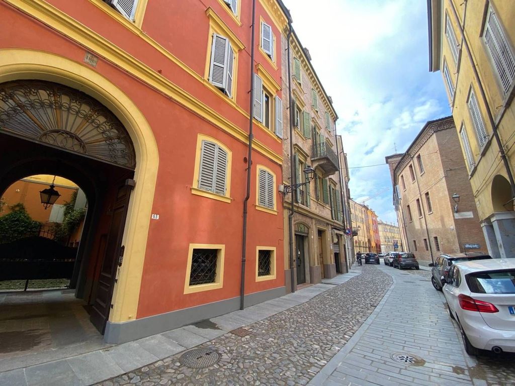 Appartement de luxe à vendre à Modena, 700 000 €, Photo 1
