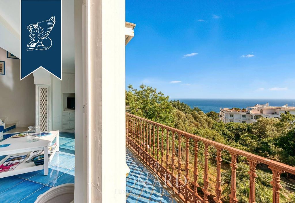 Luxury Apartment for sale in Capri, 2 380 000 €, Photo 2