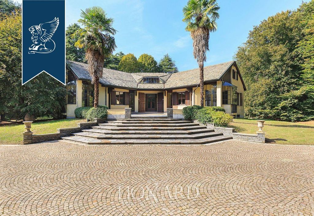 Luxury House for sale in Carimate, 1 700 000 €, Photo 4