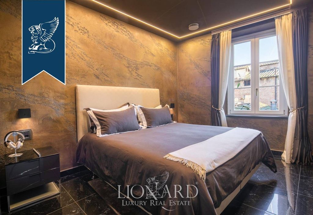 Luxury Apartment for sale in Siena, 2 950 000 €, Photo 1