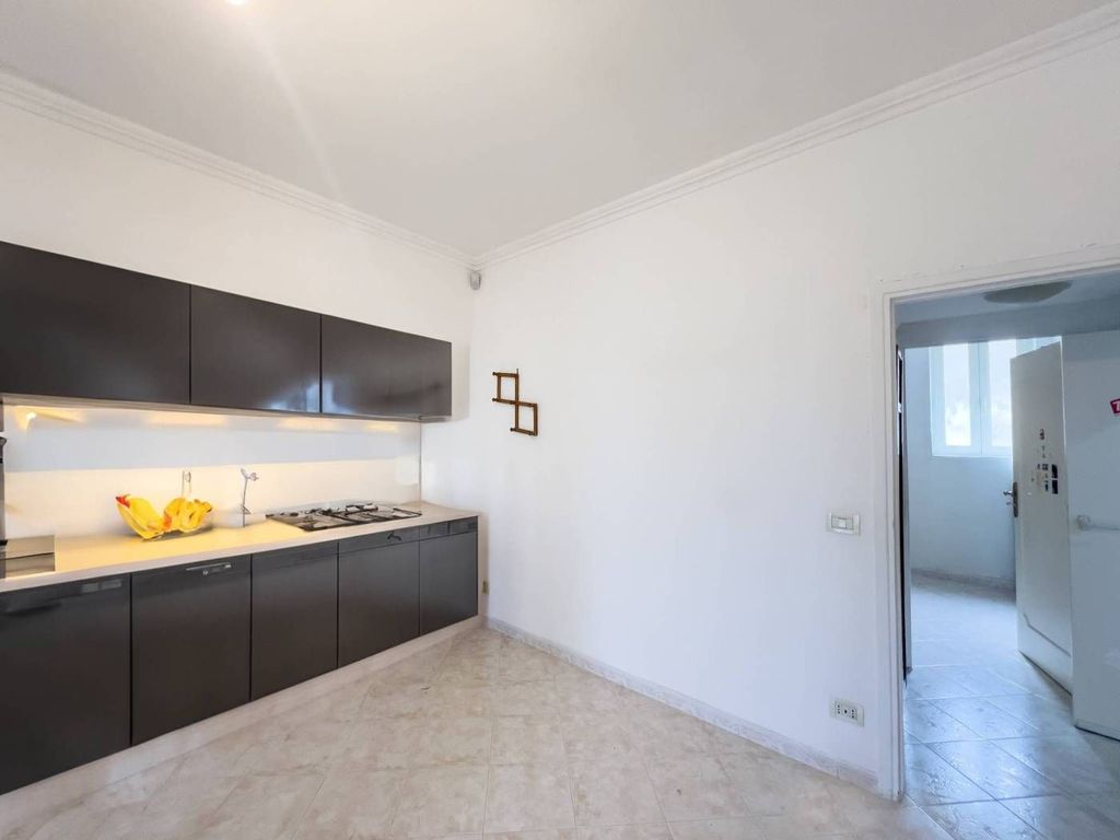 Luxury Apartment for sale in Capri, 685 000 €, Photo 6