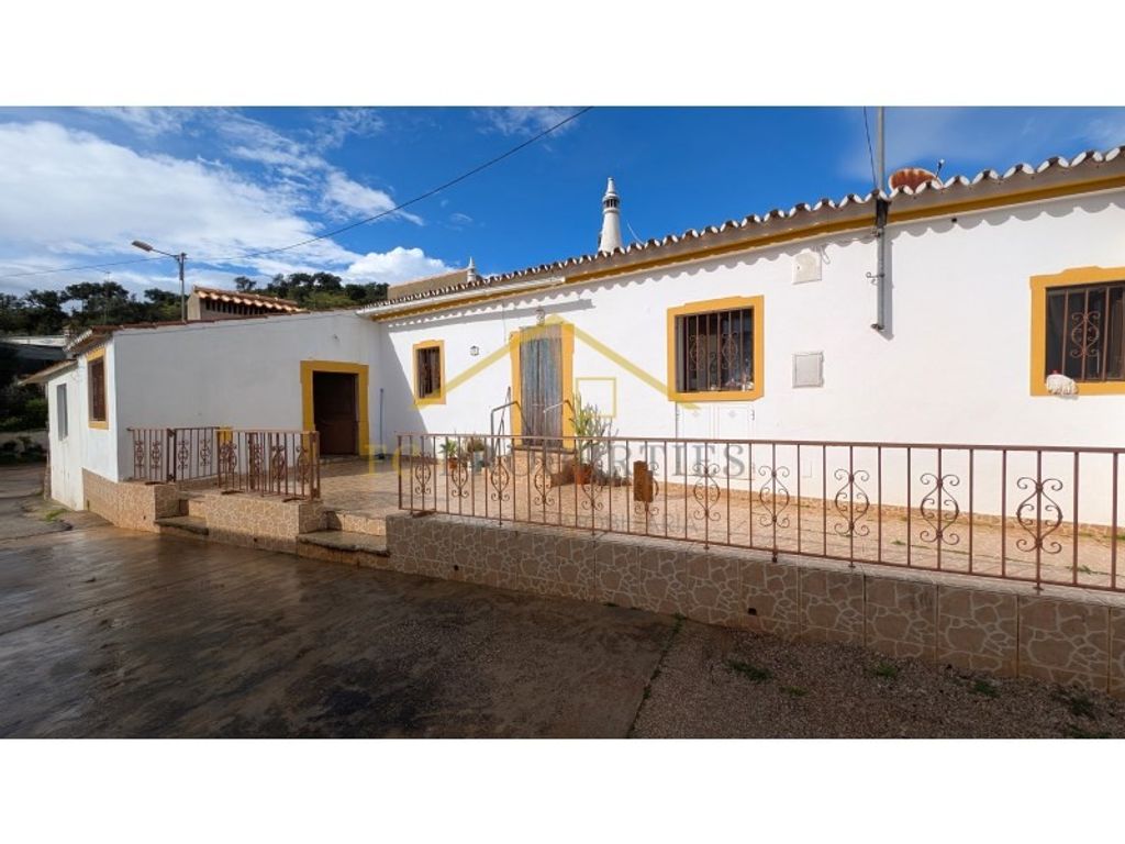 Luxury House for sale in São Brás de Alportel, 680 000 €, Photo 1