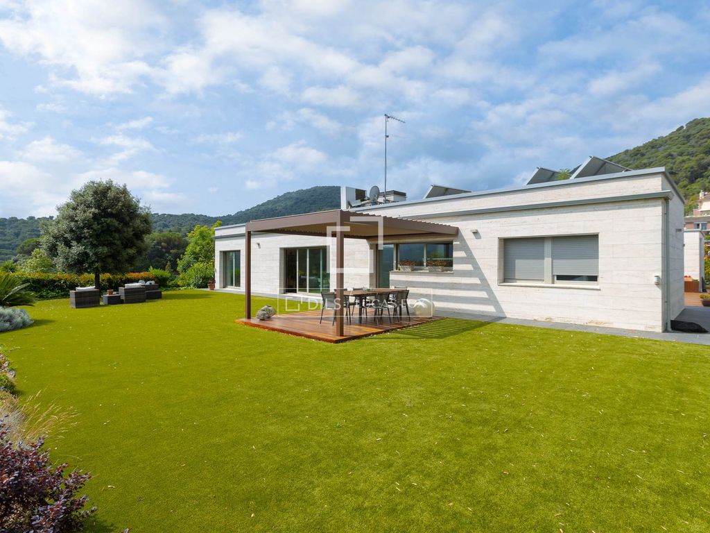 Maison de luxe à vendre à Vallromanes, 1 260 000 €, Photo 4