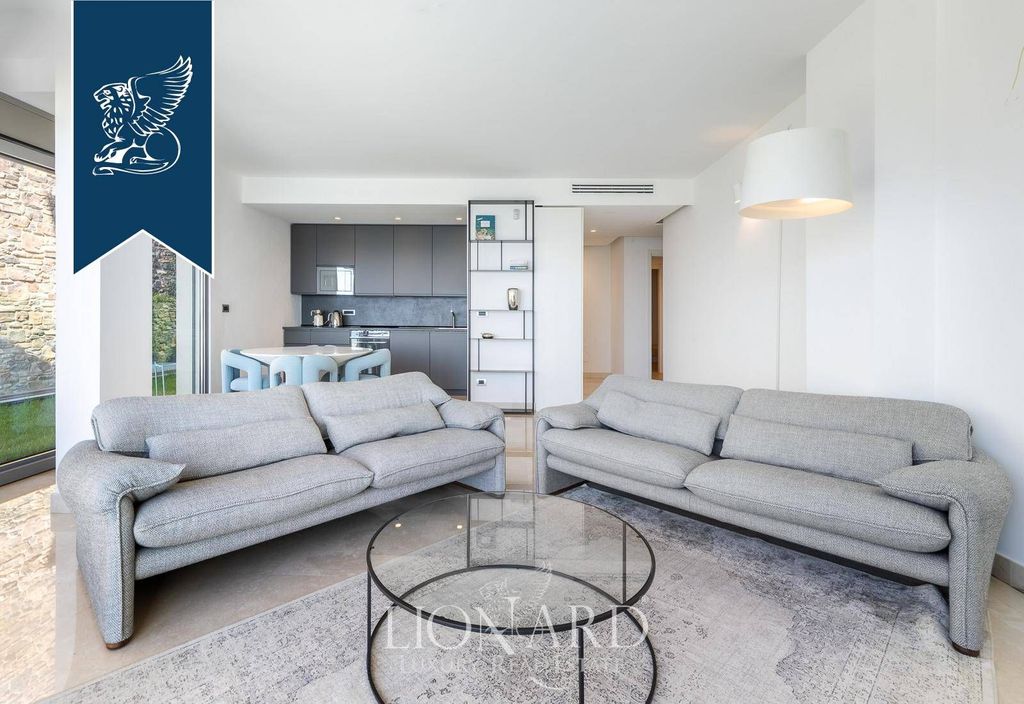Luxury Apartment for sale in San Remo, 850 000 €, Photo 3