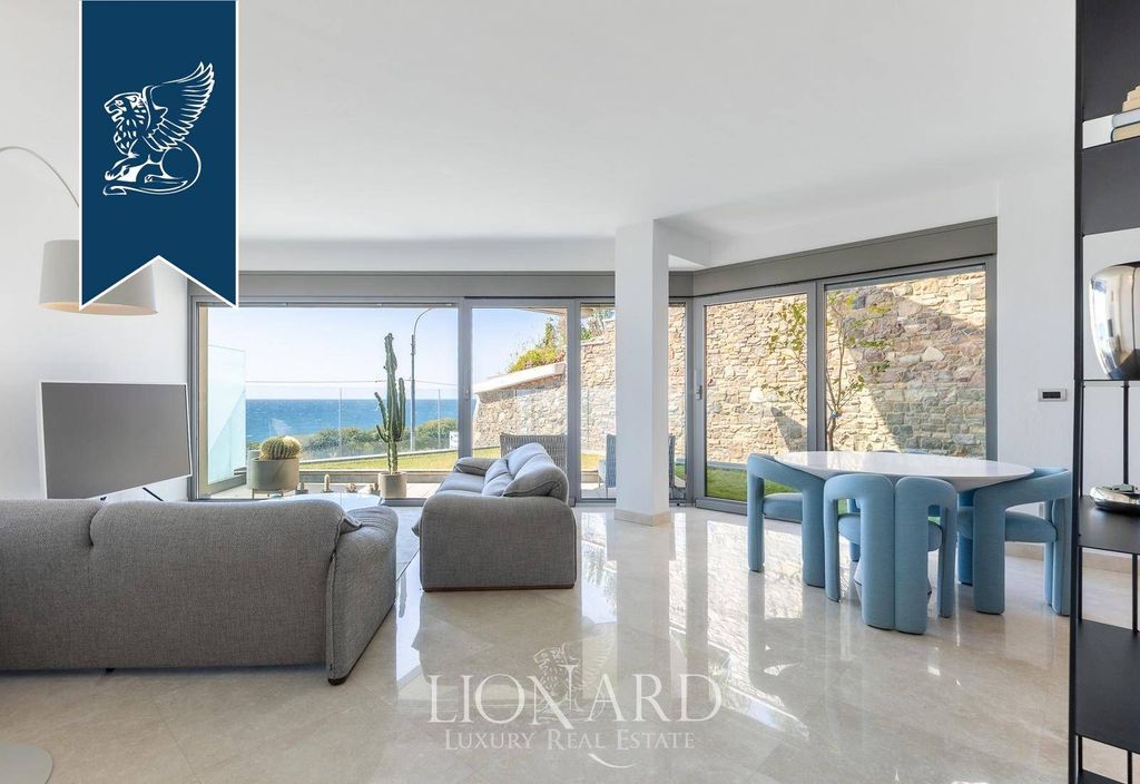 Luxury Apartment for sale in San Remo, 850 000 €, Photo 5