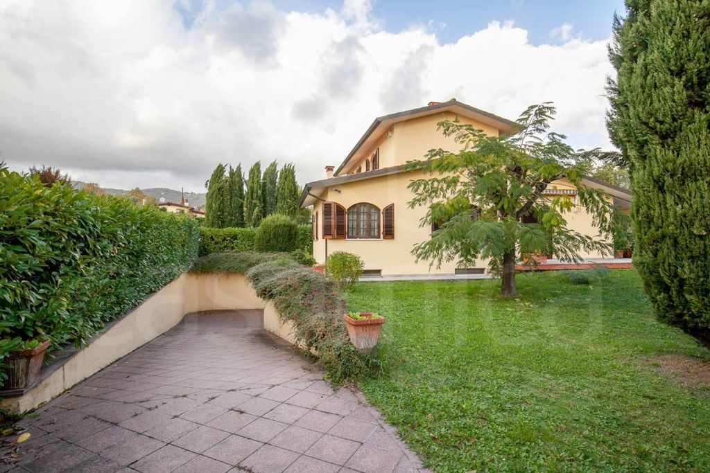 Luxury House for sale in Lucca, 850 000 €, Photo 5