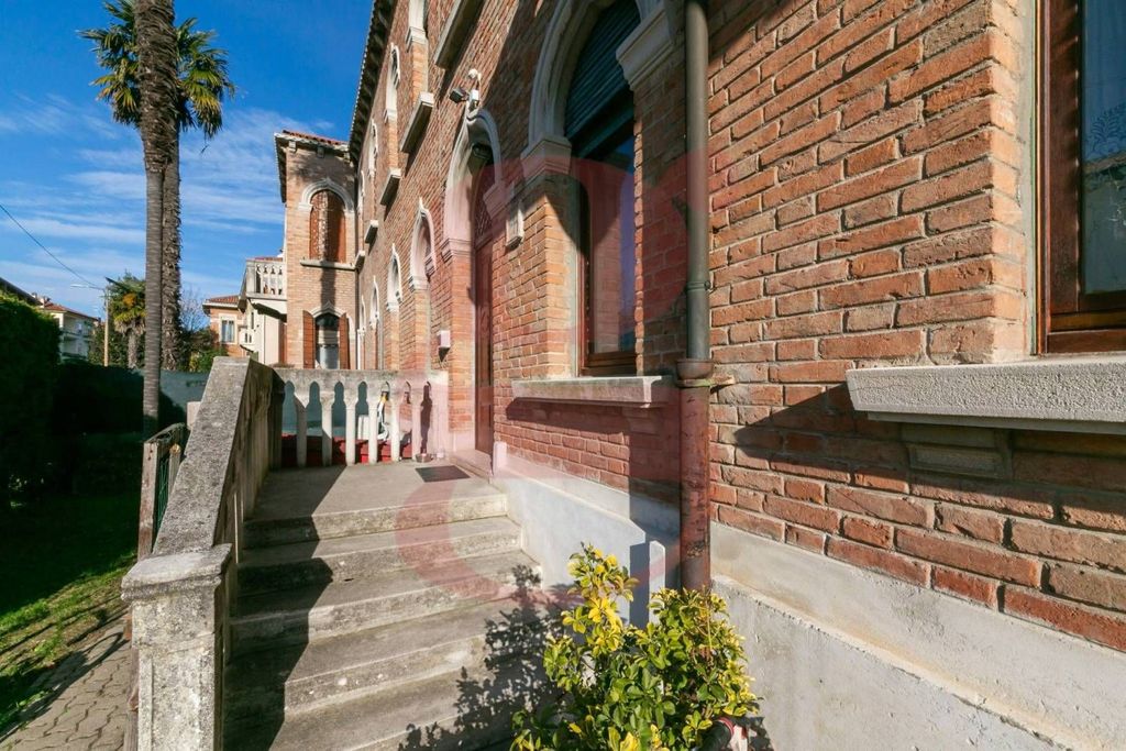 Maison de luxe à vendre à Venice, 1 490 000 €, Photo 3