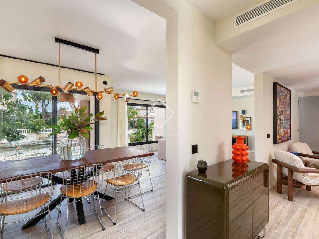 Luxury House for sale in Empuriabrava, 1 450 000 €, Photo 5