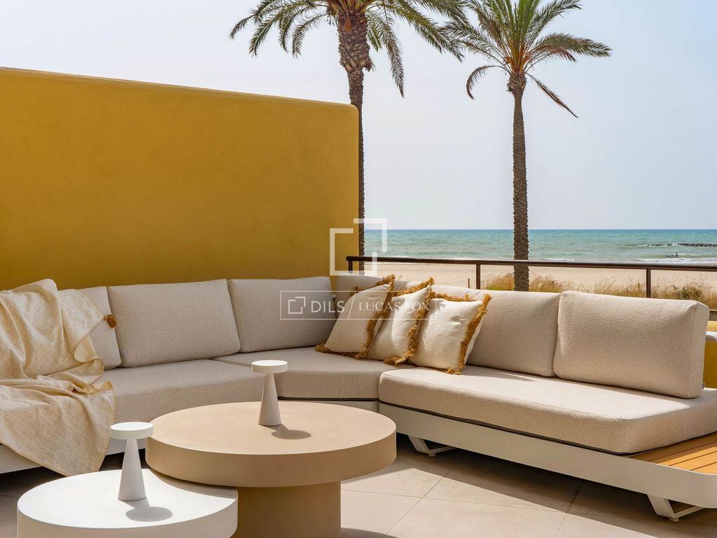 Luxury Apartment for sale in Cubelles, 890 000 €, Photo 2