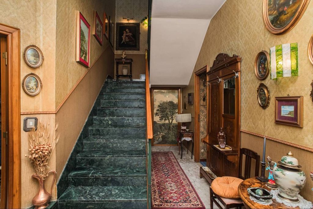 Luxury House for sale in Rome, 1 100 000 €, Photo 2