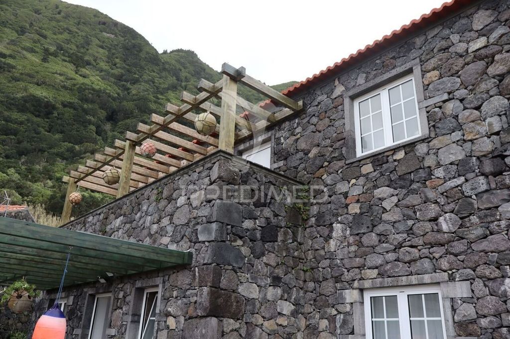 Luxury House for sale in Calheta, 670 000 €, Photo 6