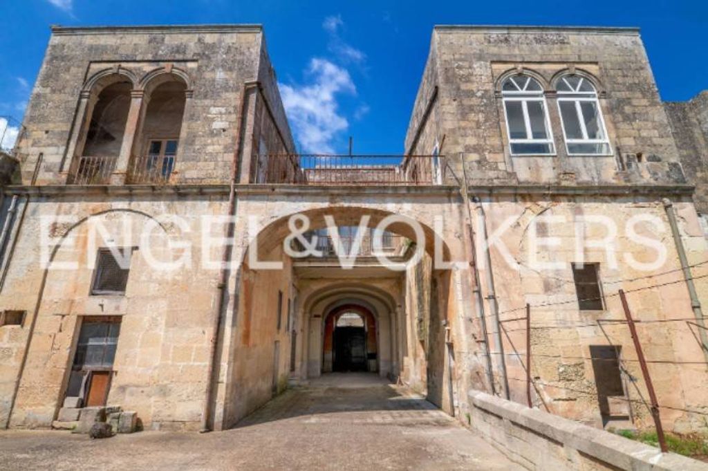 Luxury House for sale in Maglie, 600 000 €, Photo 1