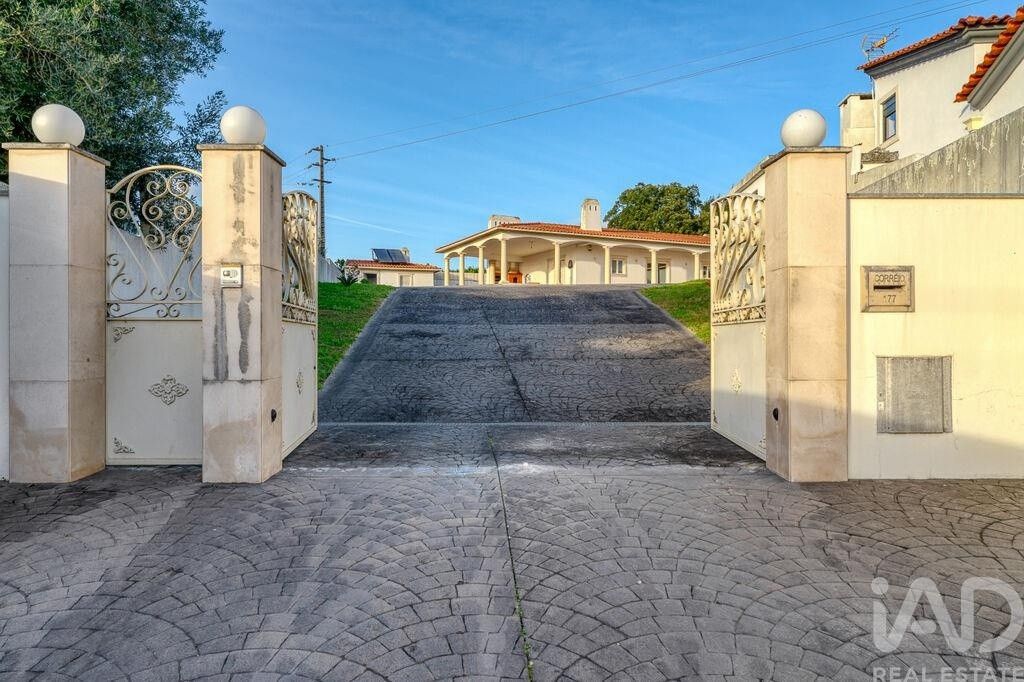 Maison de luxe à vendre à Regueira de Pontes, 550 000 €, Photo 1