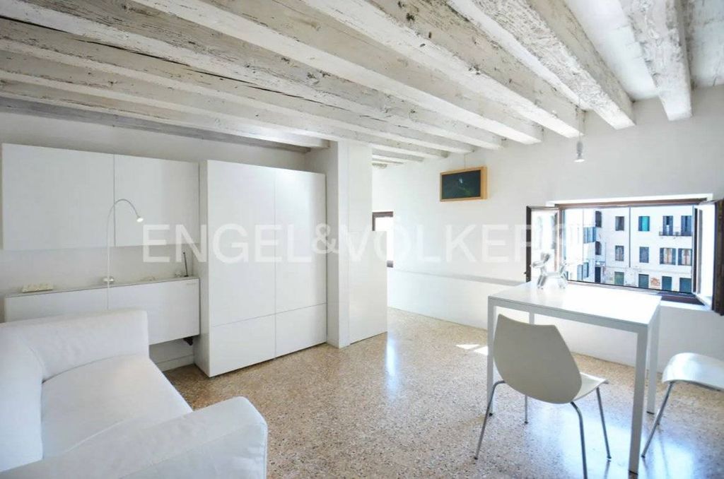 Luxury Apartment for sale in Venice, 480 000 €, Photo 4