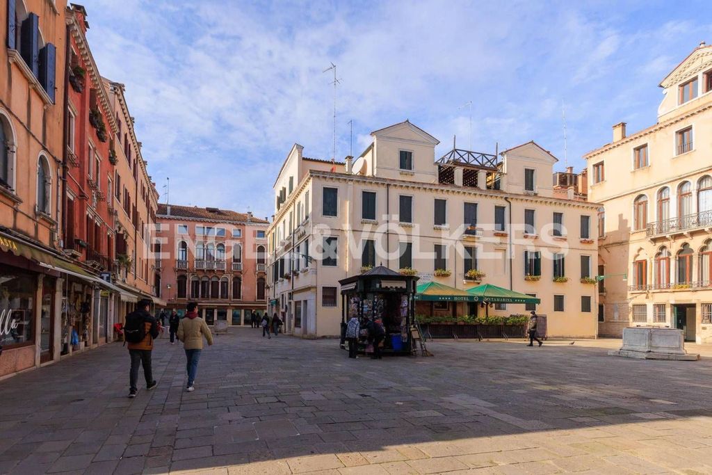 Luxury Apartment for sale in Venice, 745 000 €, Photo 2