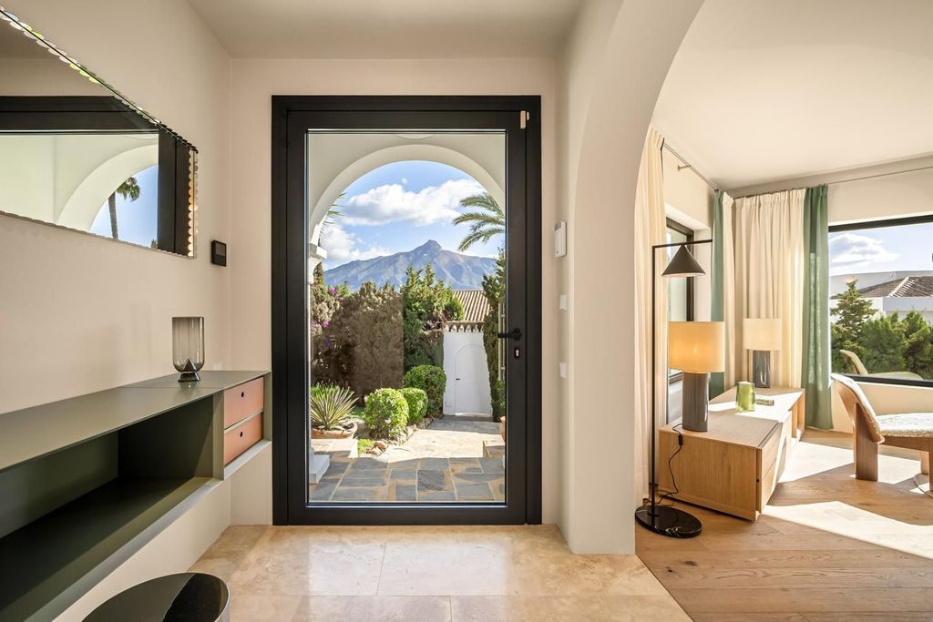 Luxury House for sale in Marbella, 3 550 000 €, Photo 4