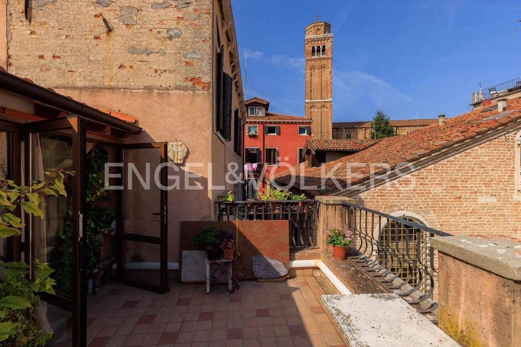 Maison de luxe à vendre à Venice, 980 000 €, Photo 2