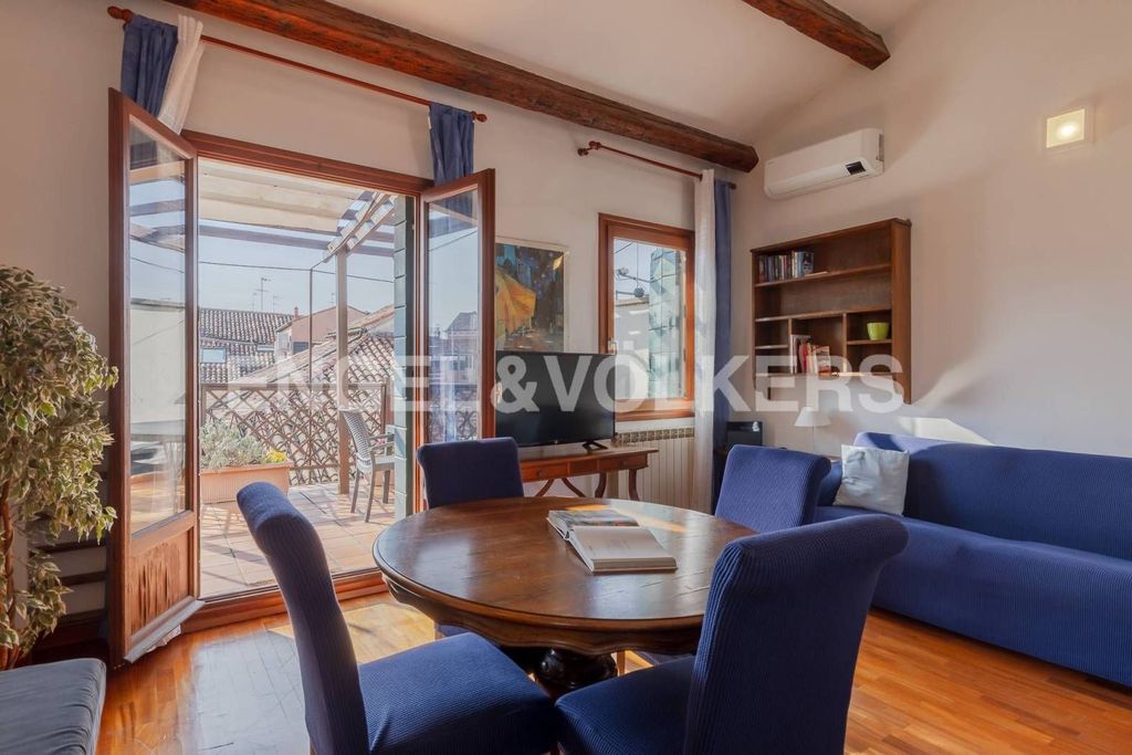Luxury Apartment for sale in Venice, 745 000 €, Photo 5