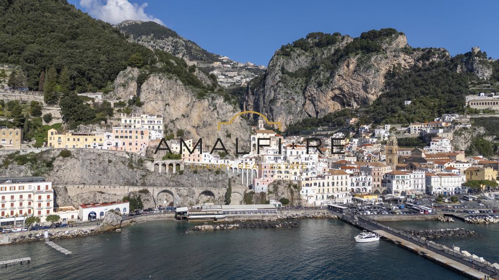 Luxury Apartment for sale in Amalfi, 1 250 000 €, Photo 3