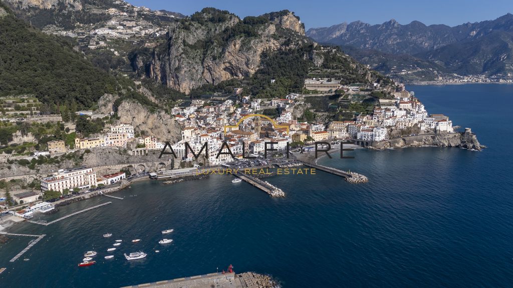 Luxury Apartment for sale in Amalfi, 1 250 000 €, Photo 2