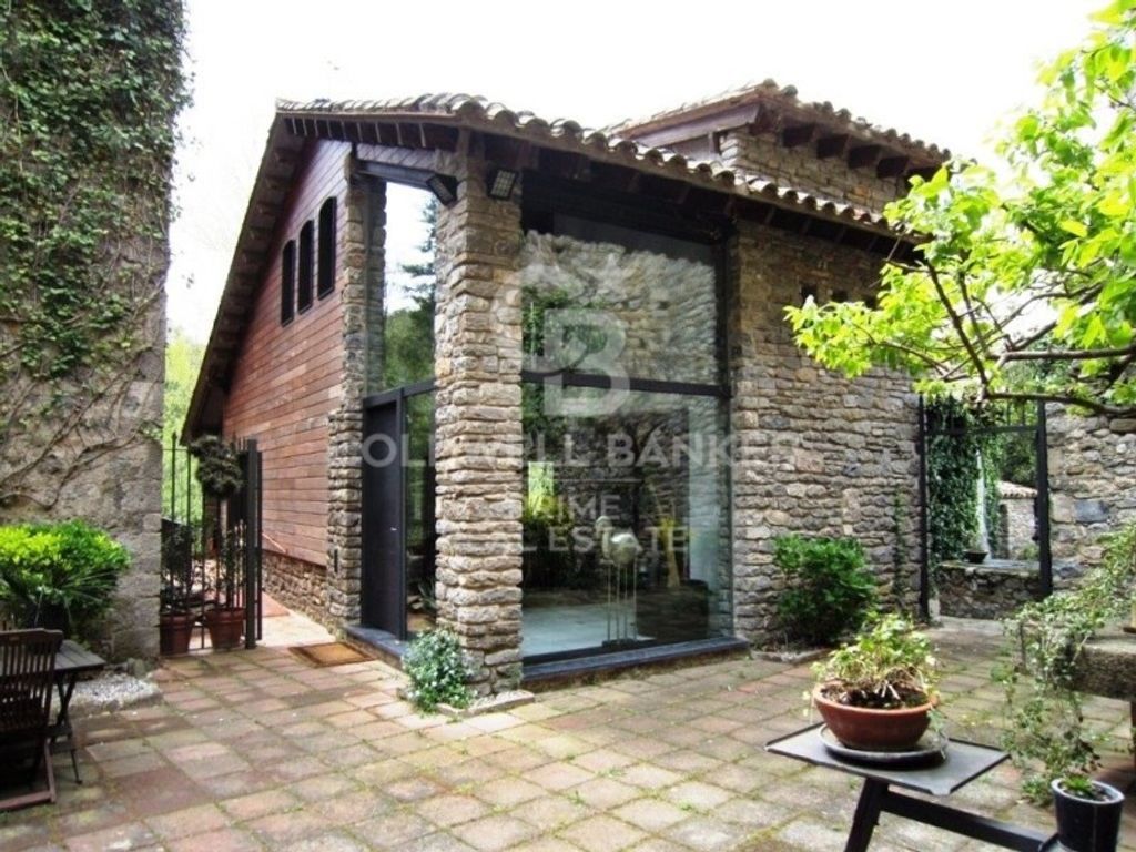 Luxury House for sale in Sant Llorenç de La Muga, 990 000 €, Photo 1