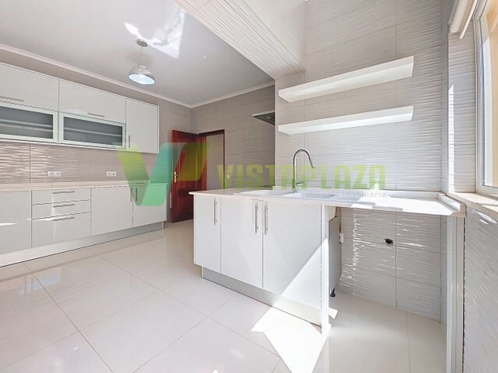 Luxury House for sale in Portimão, 798 000 €, Photo 6