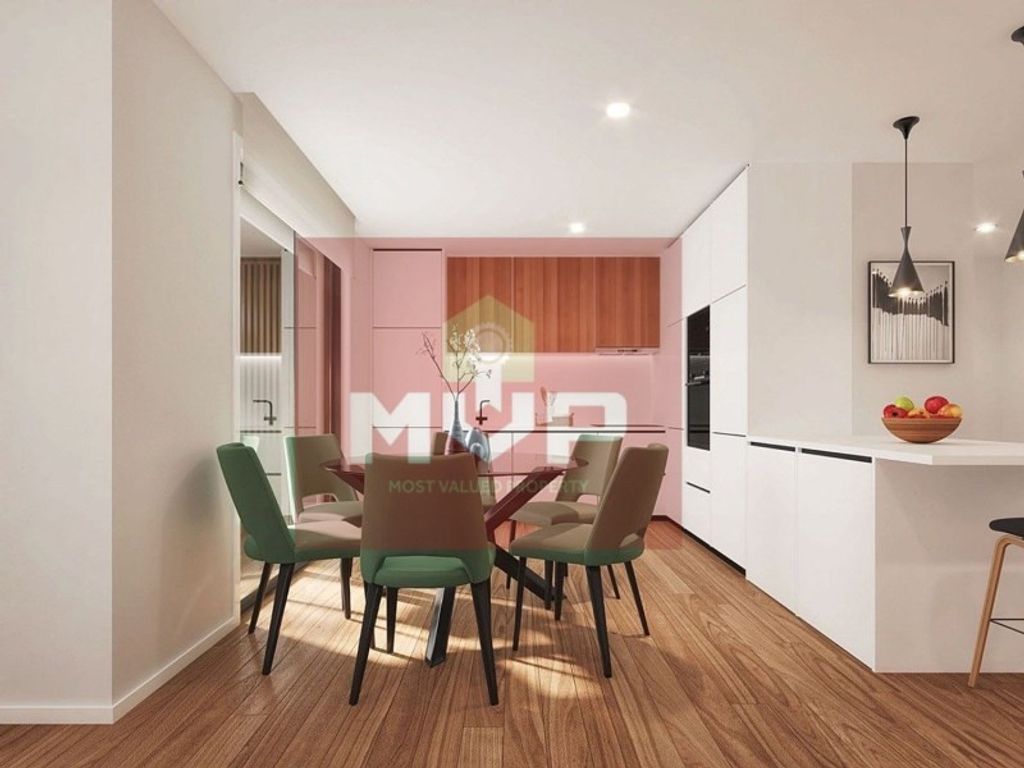 Luxury Apartment for sale in Loulé, 400 000 €, Photo 1