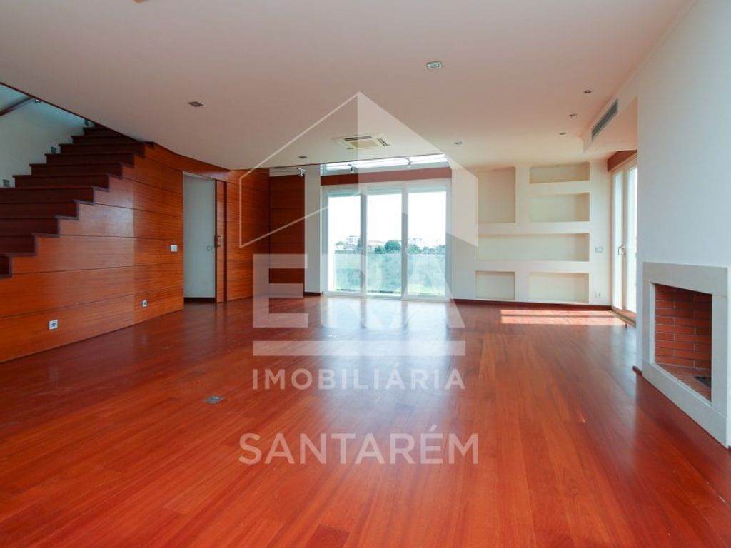 Maison de luxe à vendre à Santarém, 925 000 €, Photo 1