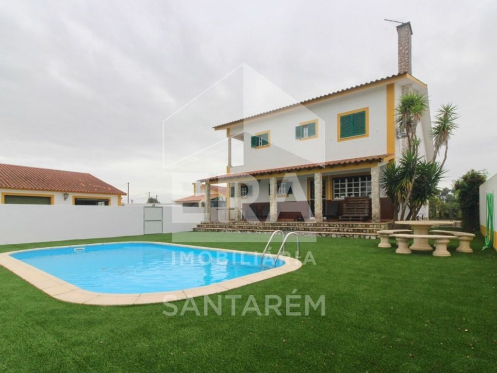 Maison de luxe à vendre à Santarém, 750 000 €, Photo 1
