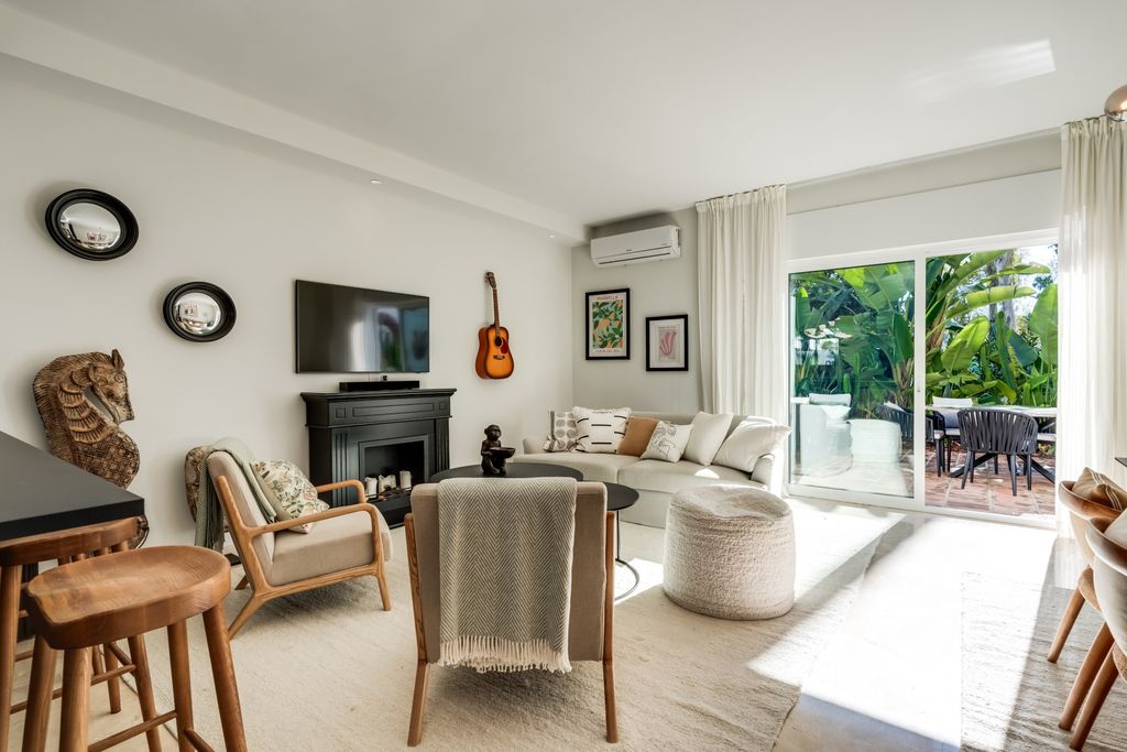 Luxury House for sale in Marbella, 759 000 €, Photo 2