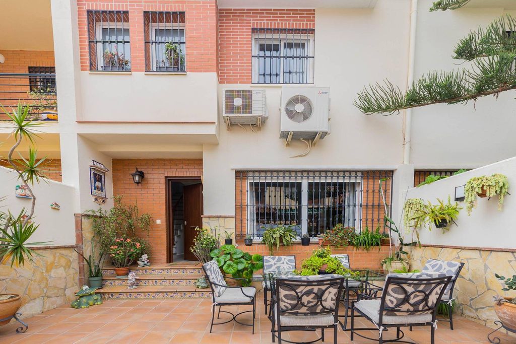 Luxury House for sale in Málaga, 487 900 €, Photo 3