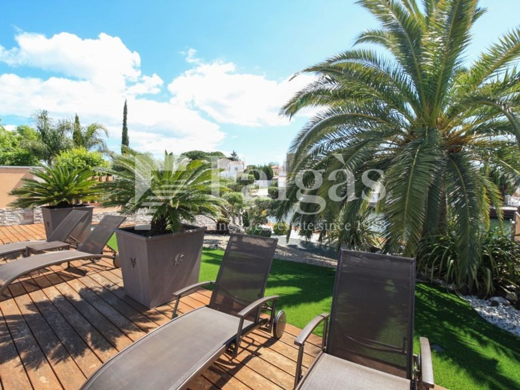 Luxury House for sale in Empuriabrava, 1 295 000 €, Photo 6