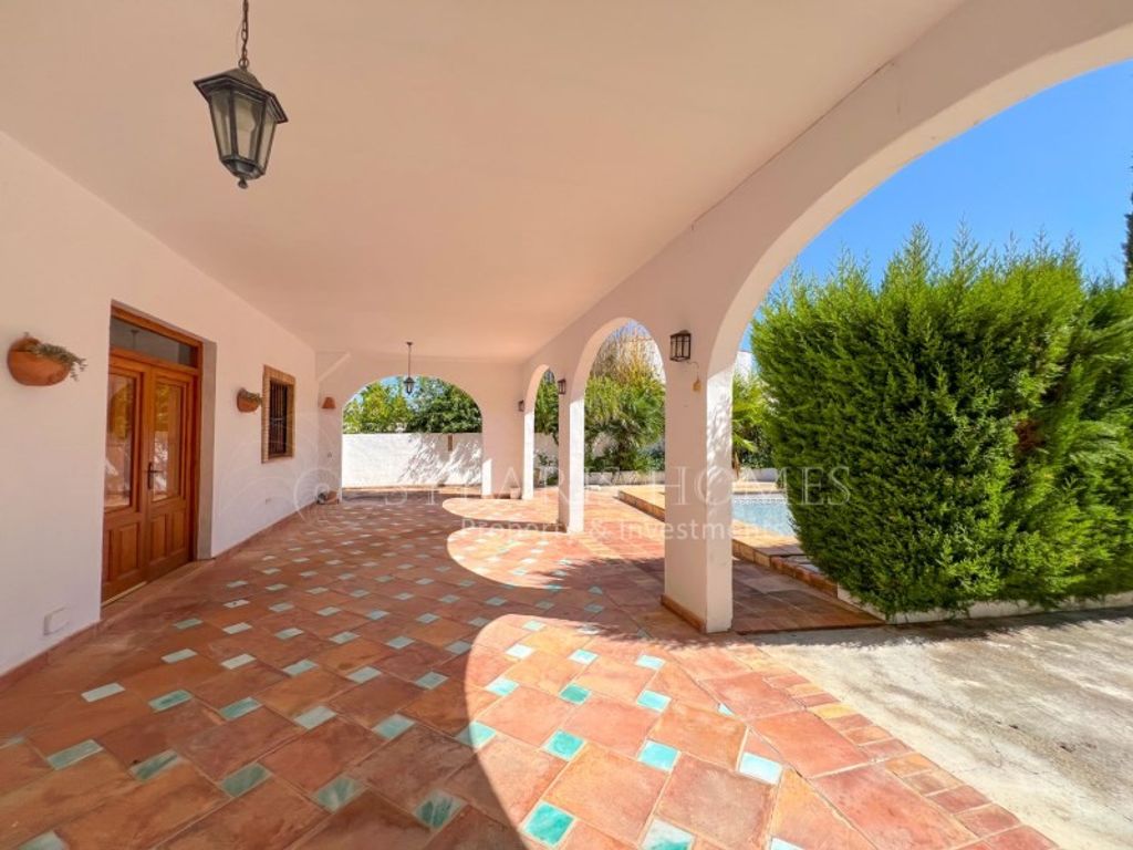 Maison de luxe à vendre à Orba, 690 000 €, Photo 6