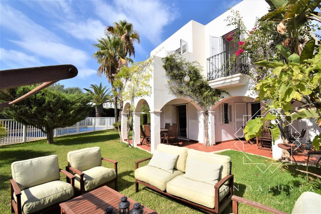 Luxury House for sale in Mojacar, 550 000 €, Photo 1