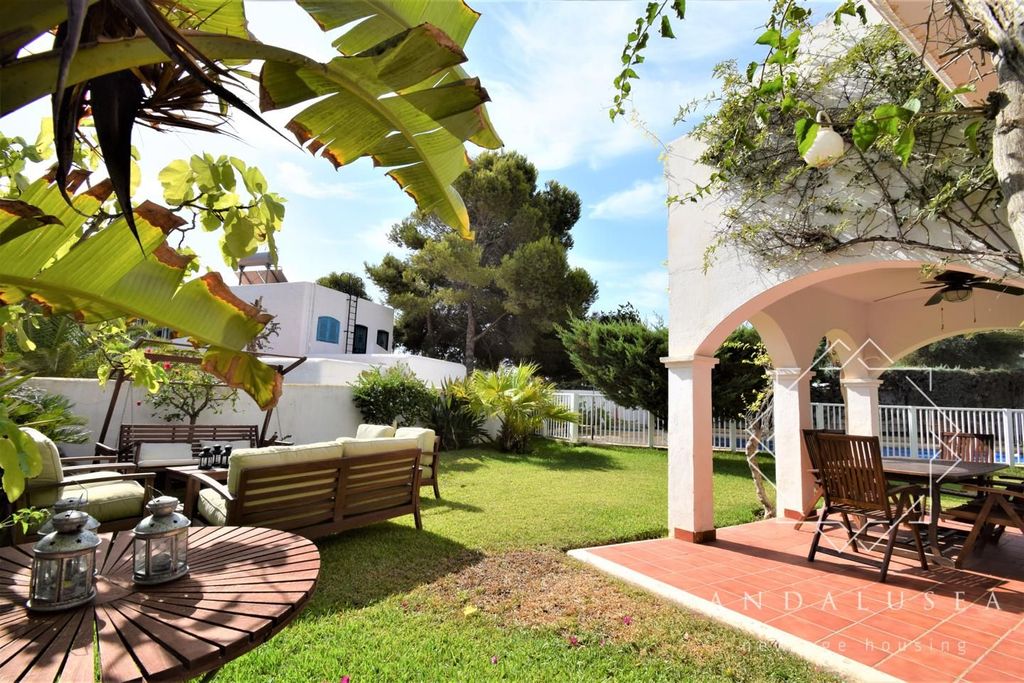 Luxury House for sale in Mojacar, 550 000 €, Photo 1