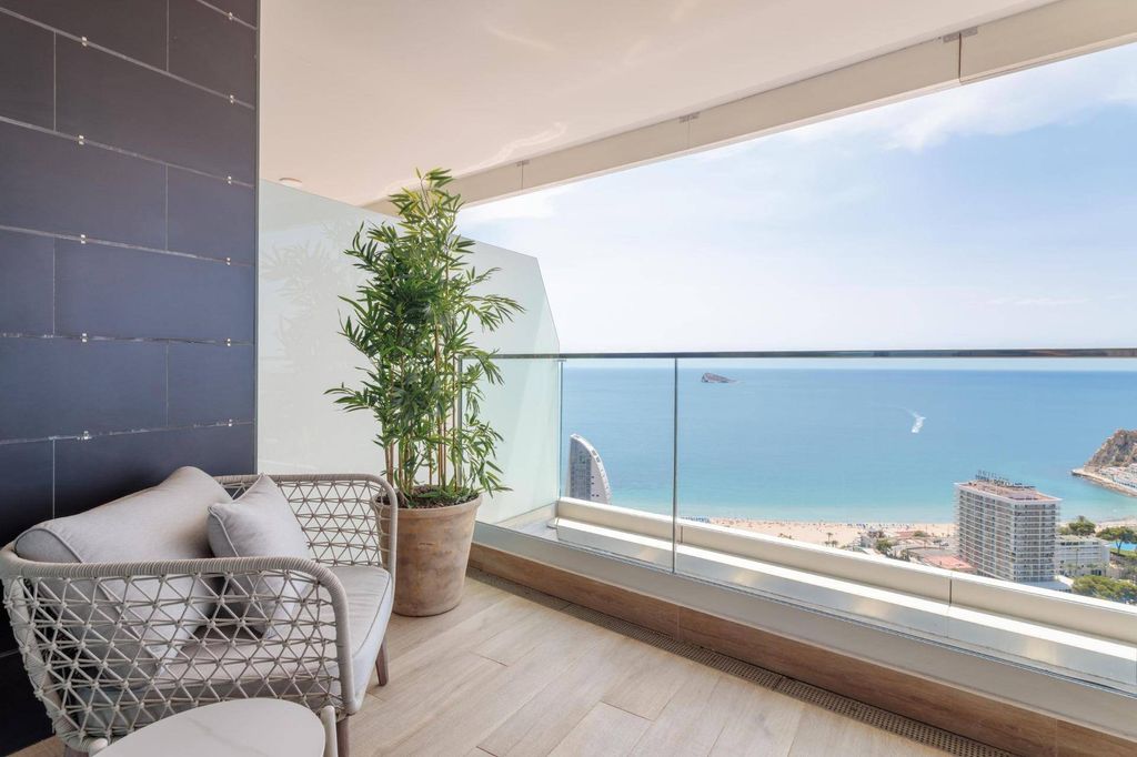 Luxury Apartment for sale in Benidorm, 800 000 €, Photo 2
