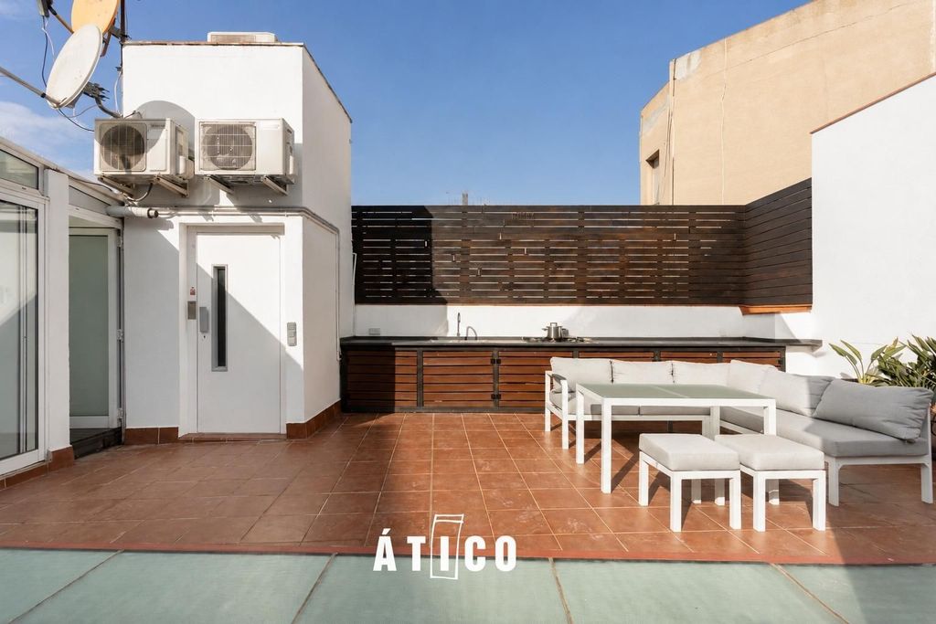 Appartement de luxe à vendre à Barcelona, 1 150 000 €, Photo 3