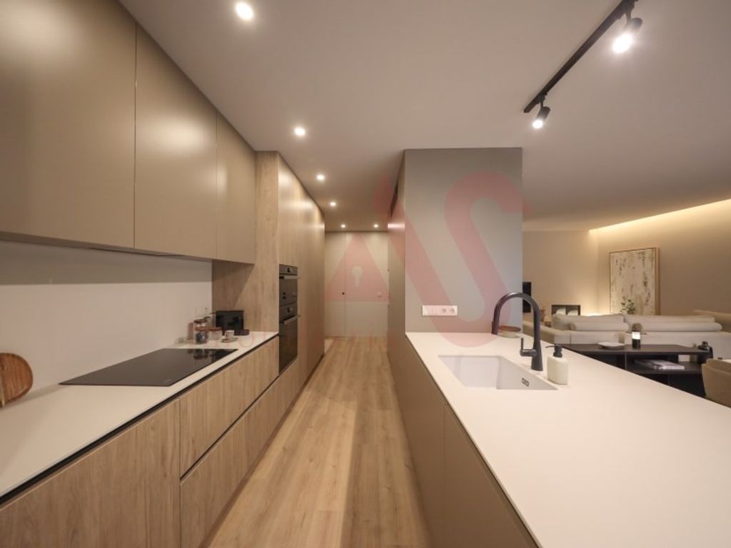 Luxury Apartment for sale in Guimarães, 415 000 €, Photo 3