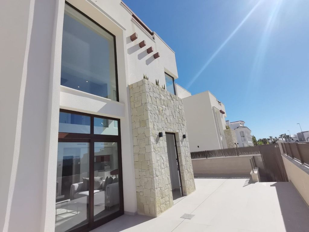 Luxury House for sale in Rojales, 649 000 €, Photo 3