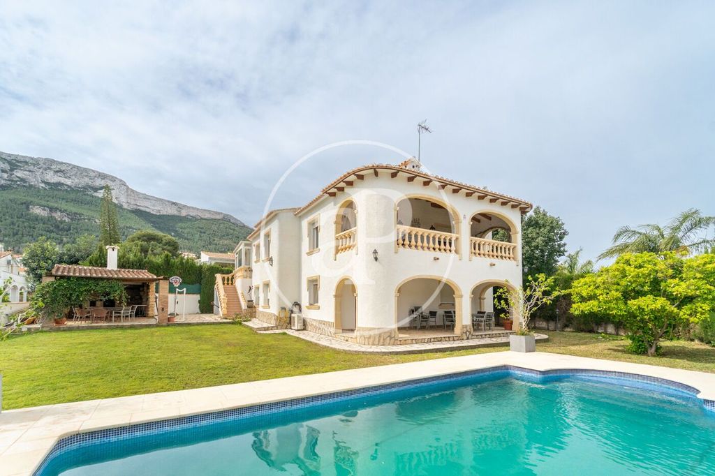Maison de luxe à vendre à Denia, 799 000 €, Photo 1