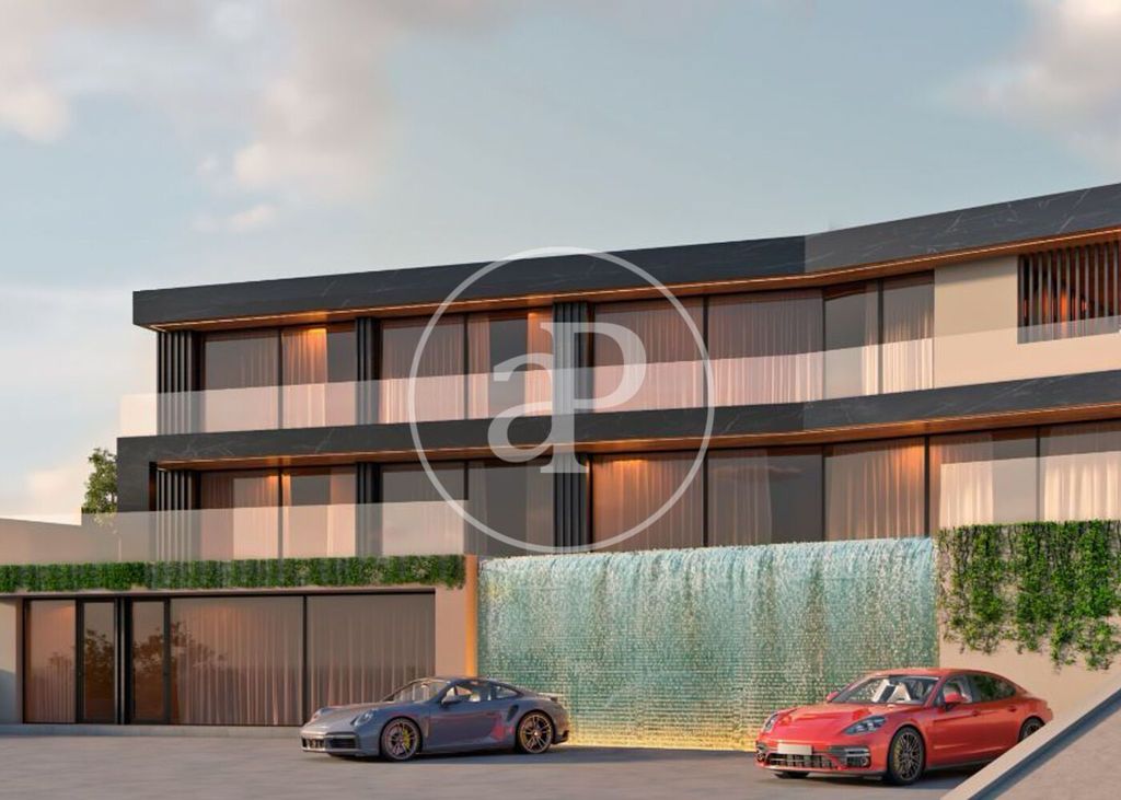 Luxury House for sale in Torrelodones, 3 200 000 €, Photo 1