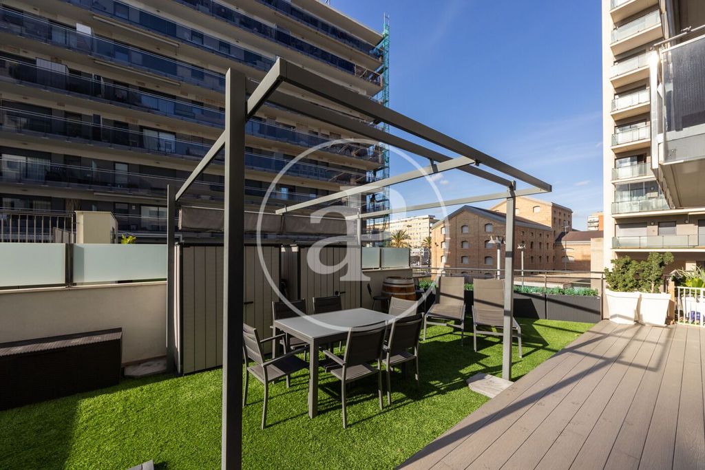 Luxury Apartment for sale in Badalona, 675 000 €, Photo 2