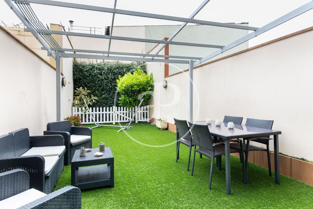 Maison de luxe à vendre à Sabadell, 725 000 €, Photo 2
