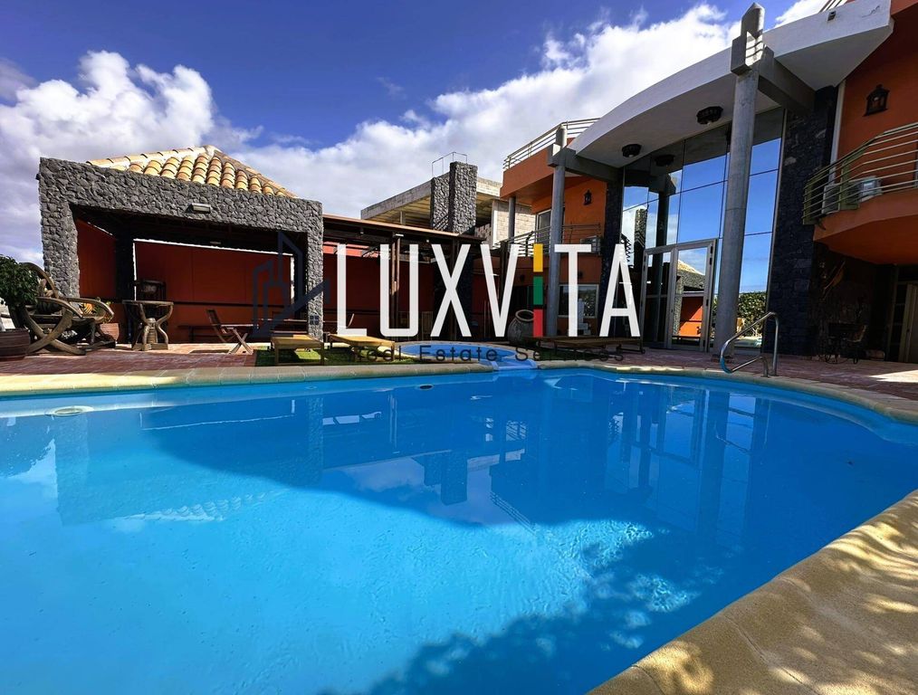 Maison de luxe à vendre à Adeje, 3 150 000 €, Photo 1