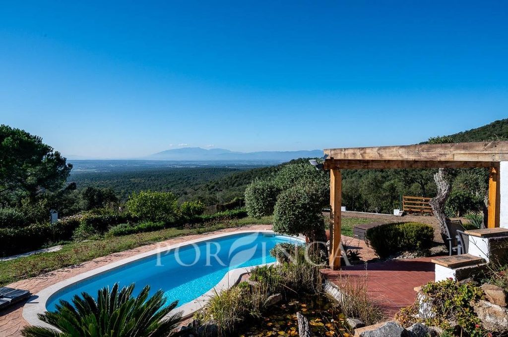 Luxury House for sale in Santa Cristina d'Aro, 699 000 €, Photo 3