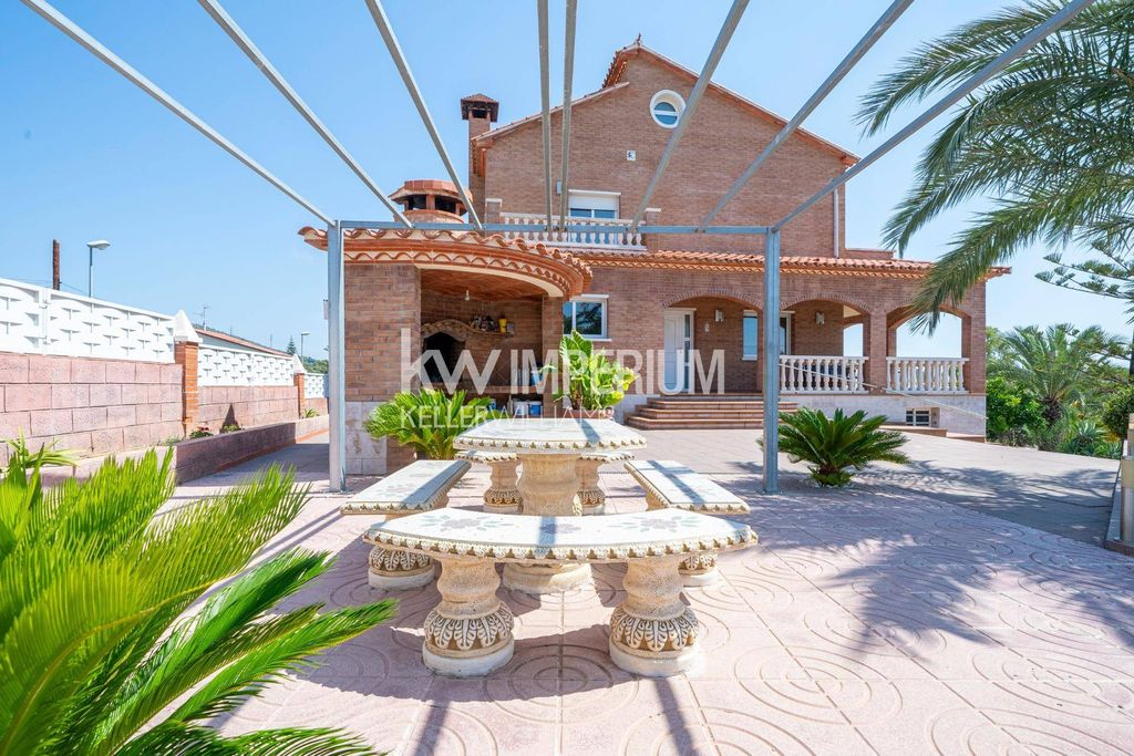 Maison de luxe à vendre à Roda de Barà, 445 000 €, Photo 3